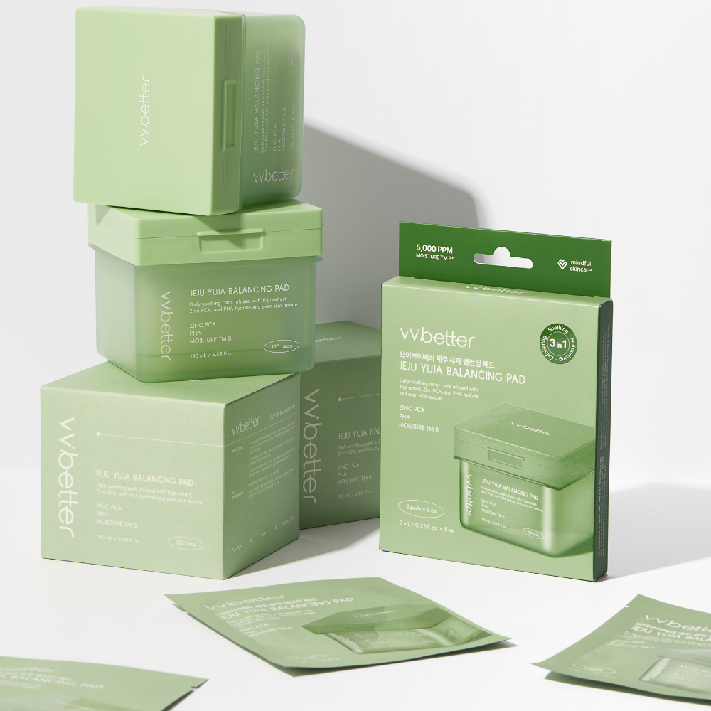 Jeju Yuja Balancing Pad Mini Set — mini set box with full-size jars, boxes and pouches, lifestyle