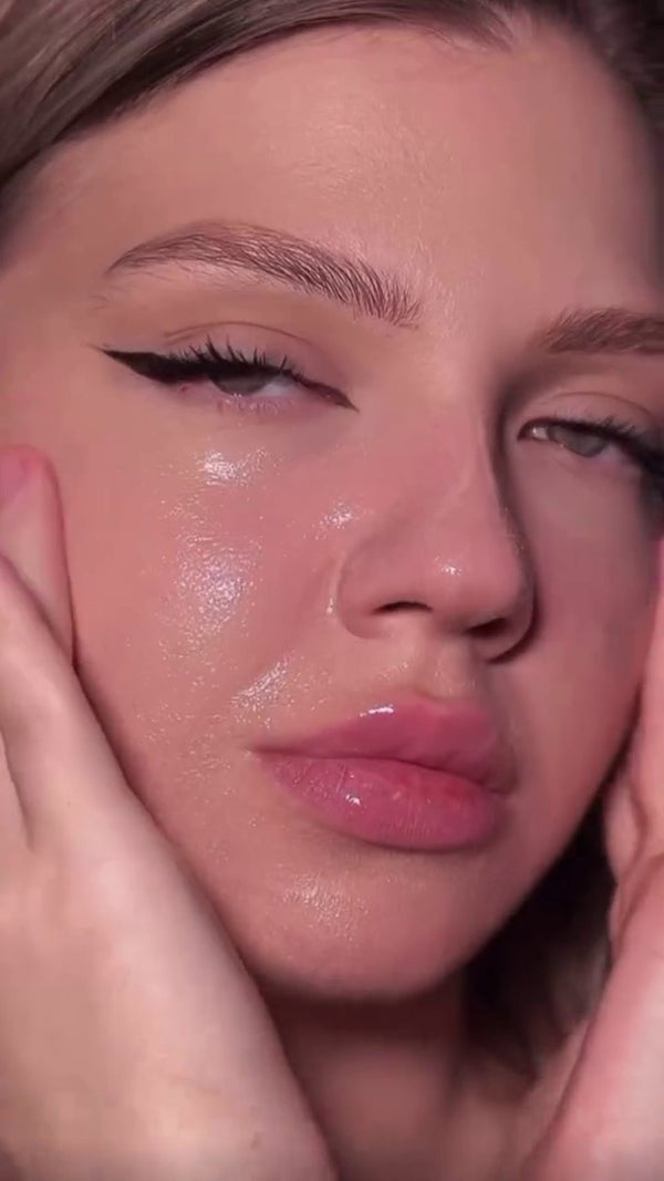 Video preview: Cleansing oil, then cleansing foam